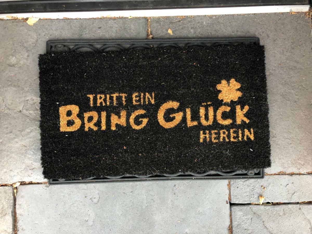 Tritt Ein Bring Glueck Herein - Exquisite 75 Qm - Messenaehe - Parkplatz - Flughafennaehe Lejlighed Düsseldorf Eksteriør billede